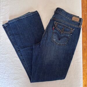 Women’s Levi’s 515 Mid Rise Dark Wash Jeans Size 10